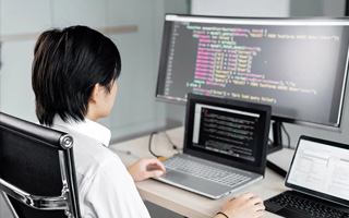 内江 api php源码,下载的php源码怎么运行呢？